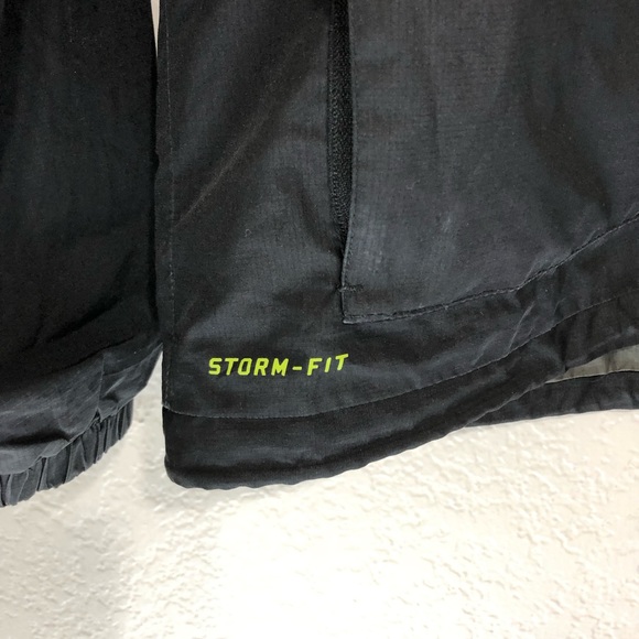Nike strom-fit full zip Hoodie rain jacket - Picture 6 of 8